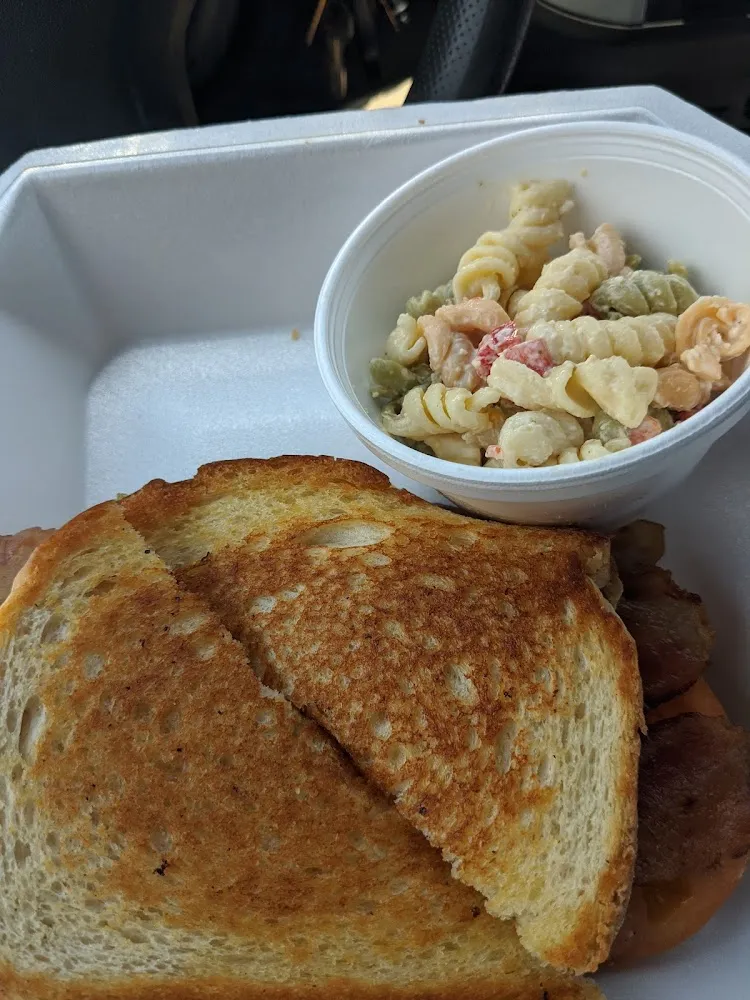 blt with Pimento Cheese